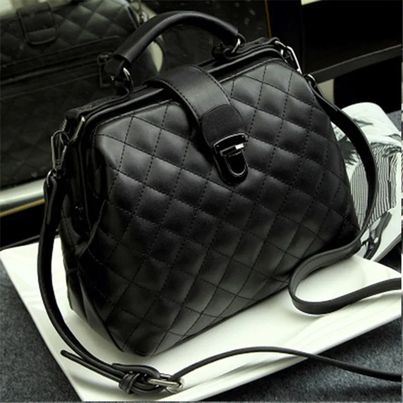 

Women PU Leather Handbag Fashion Small Doctor Bag Plaid Rivet Handbags Casual Famous Chain Female Shoulder Sling Crossbody Bags