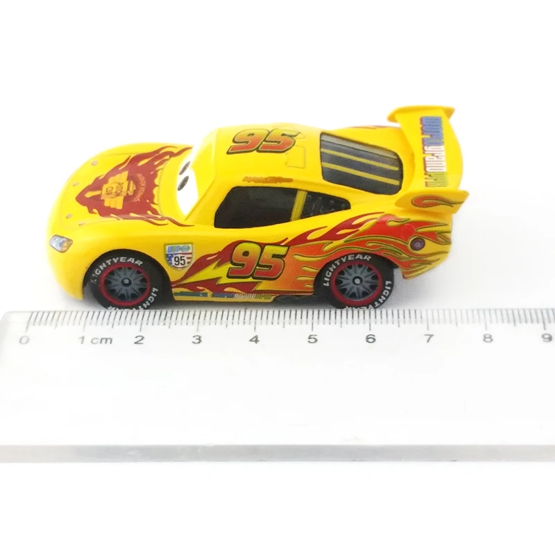 yellow lightning mcqueen