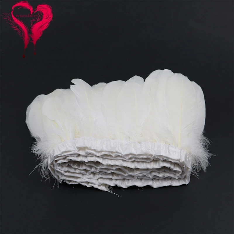 1 white goose feather fringe 1