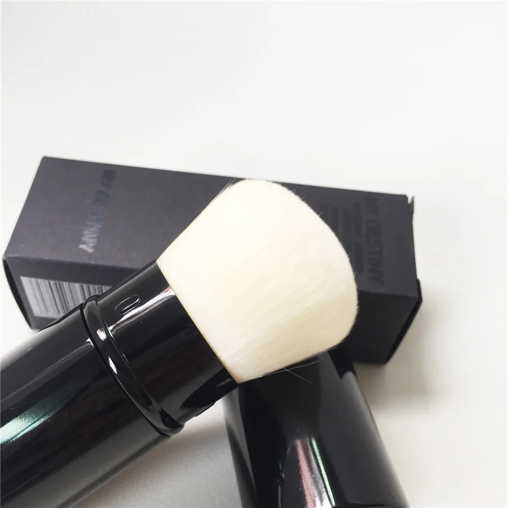 My Destiny Retractable Kabuki Brush _ 3