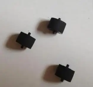 

40PCS Freeshipping Black Core Tape Recorder Amplifiers Pinch Roller 1mm * 9mm * 6mm with shaft