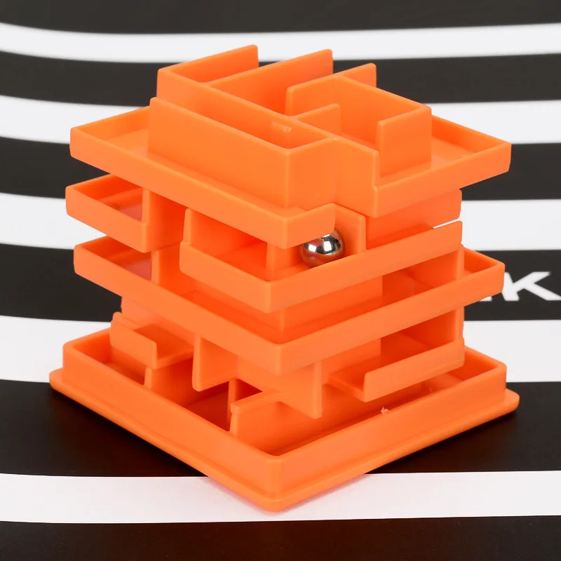 5279922703_652530043