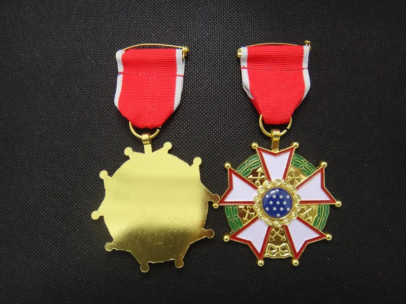 

US Federal Medal Medal of Honor / Honorary Legion Chapter and Necklace Military Officer's Edition copy