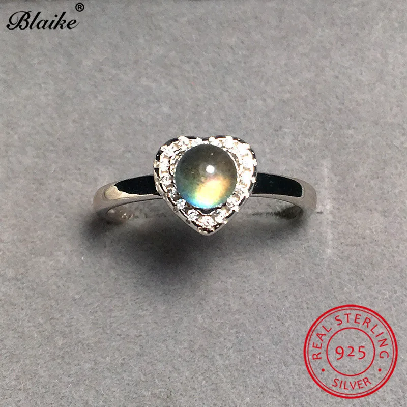 

Blaike Minimalist Female Heart Labradorite Stone Engagement Ring 925 Sterling Silver Open Round Clear Moonstone Rings For Women