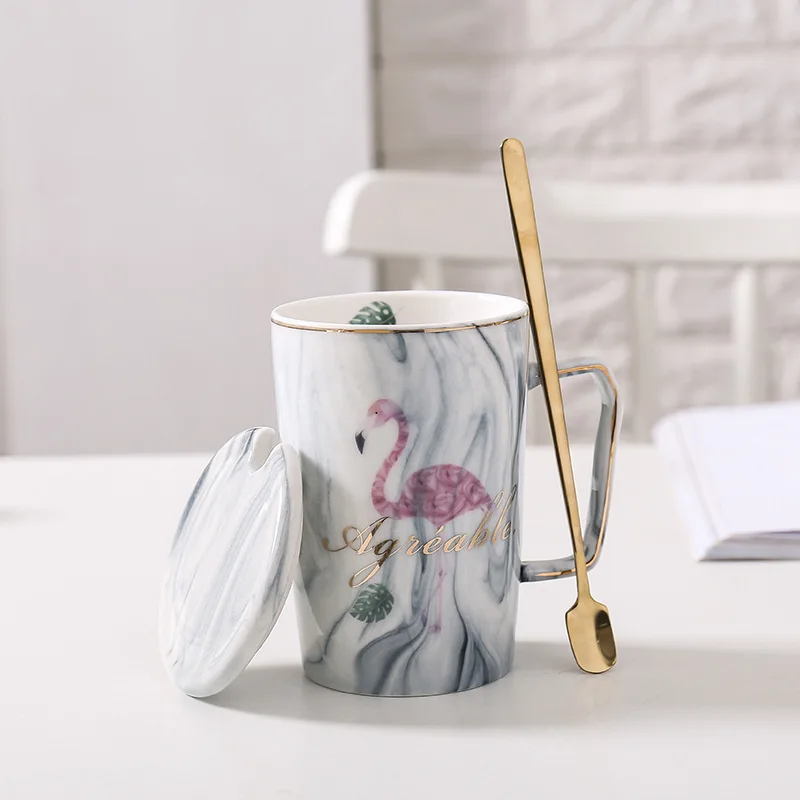 Ручная роспись золотой фламинго кружки с ложкой крышкой, мраморный фарфор кофейная кружка керамическая чай молоко чашка леди нежный человек печатных подарок - Цвет: 04