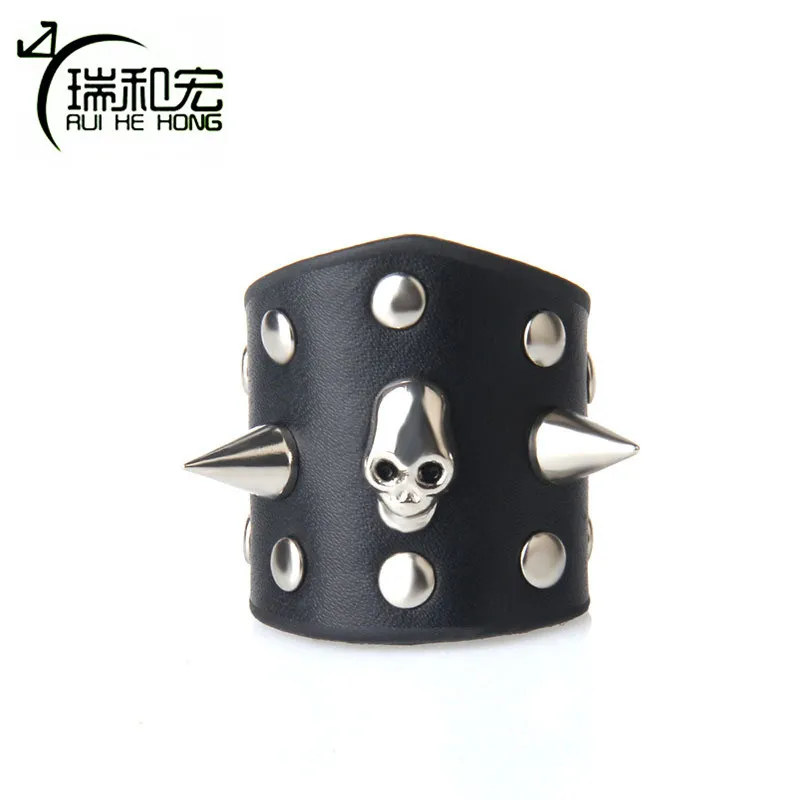 

Black Leather Rings Alloy Skull Rivet Rings Adjustable Gothic Men and Women Party Punk Style Jewelry Wholesale