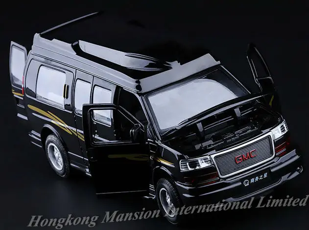 132 GMC Savana-6