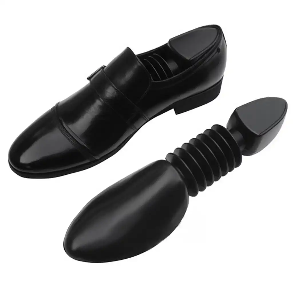 stretching shoes with shoe tree