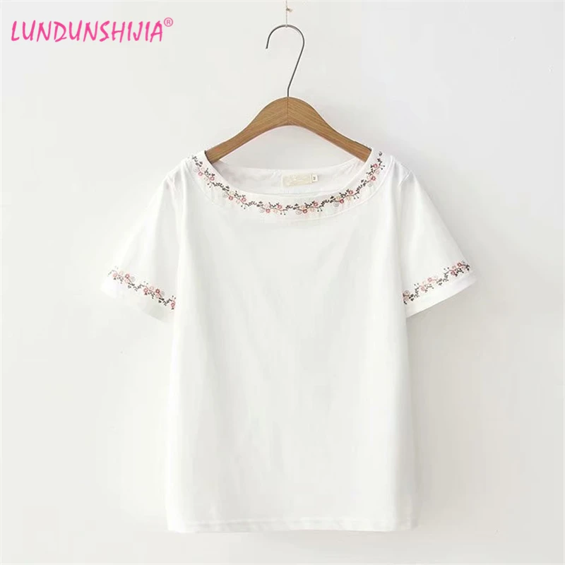 

LUNDUNSHIJIA Women T-shirts 2018 Summer Embroidery Flowers Sweet Round Collar Short Sleeve 100%Cotton White Feamle T-shirt