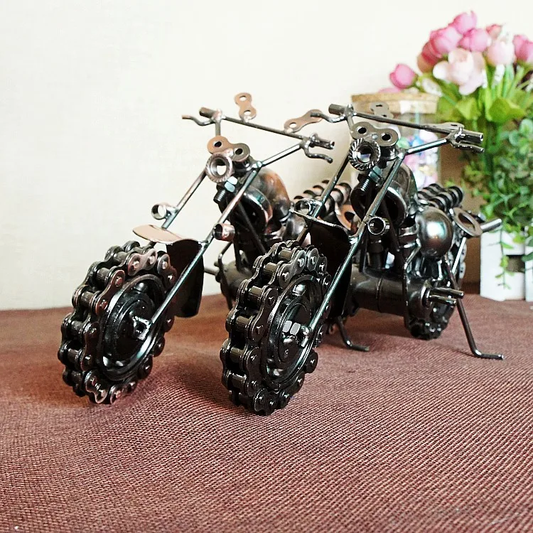 COOL! Retro Iron Motorcycle Model Ornaments Vintage Metal Motorbike Crafts Home Decor Xmas Gift
