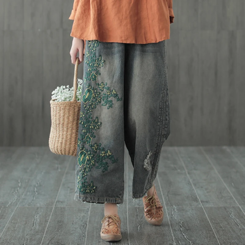 

Mom jeans embroidered denim pants trousers boyfriend jeans for women Japanese style ladies jeans female 2018 new KK2698 X