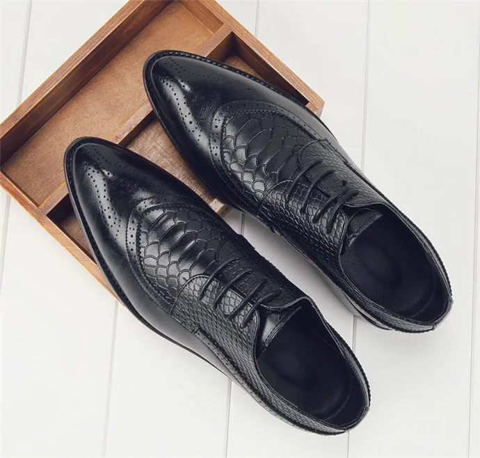 Модные мужские туфли-оксфорды из искусственной кожи с острым носком, большие размеры 47, 48, дизайнерские роскошные мужские туфли на шнуровке