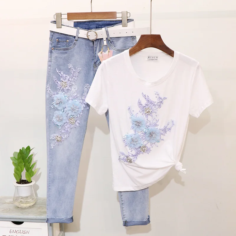 

Two Piece Light Blue Jeans Set Women Spring Summer New Embroidery Cubic Flower Short Sleeve T-shirt + Broken Holes Denim Pants