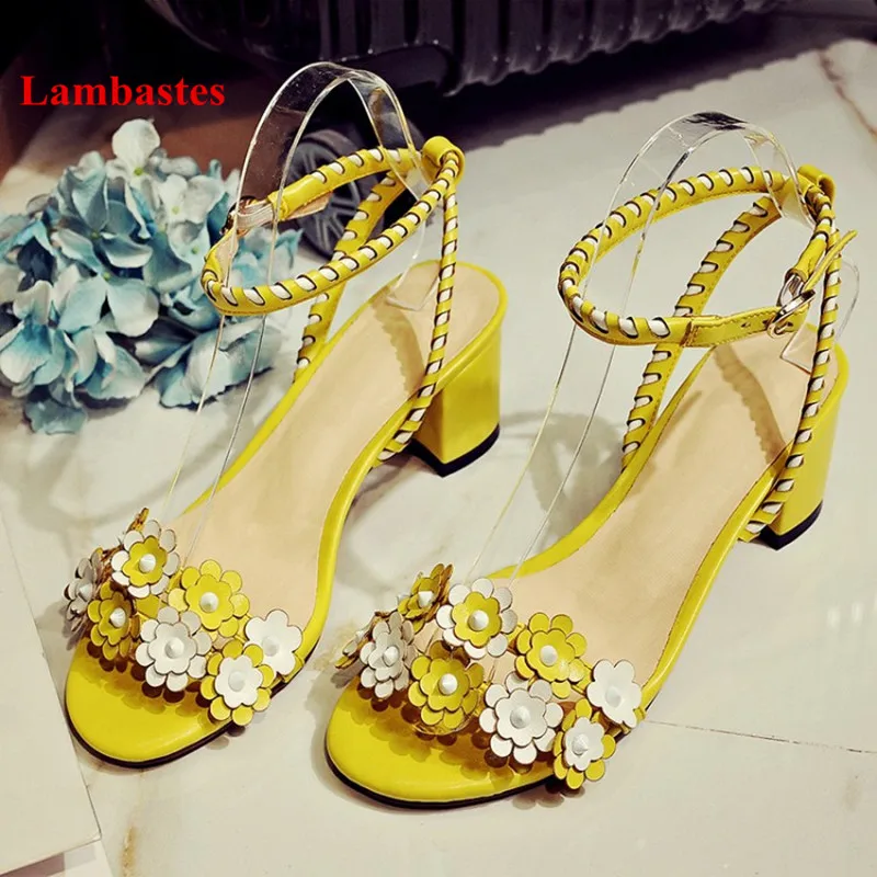 Yellow Peep Toe Buckle Strap Flower Design Med Heel Women Sandals Round