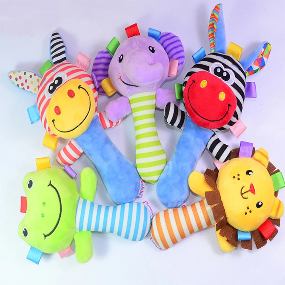 Online 0 12 Bulan Anak anak Mainan Lembut Plush BEBE Mainan Baby Bed Bell Squeaker Mainan Bayi Pendidikan Ponsel Mainan Musik untuk Tahun Baru Hadiah