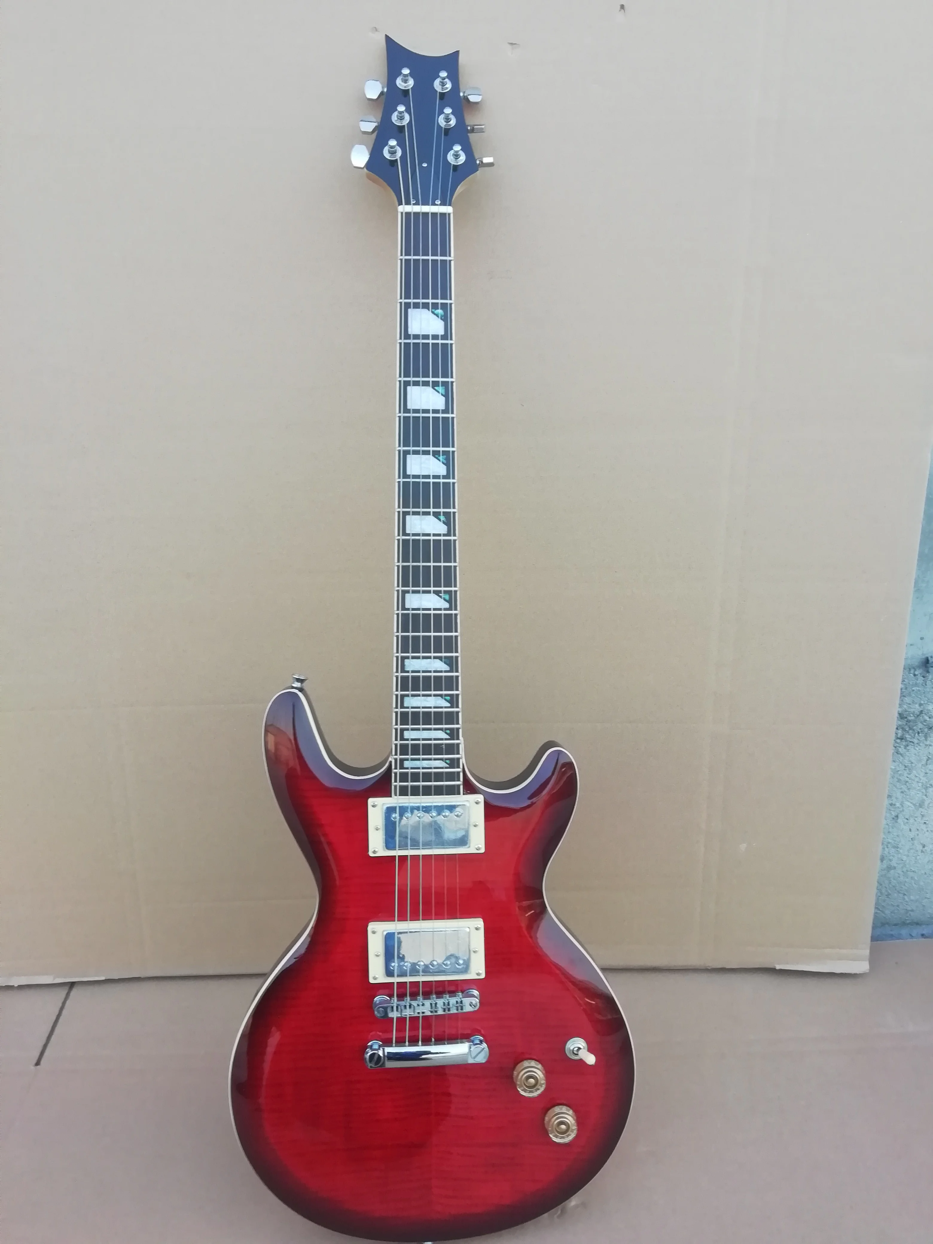 

New High Quality GYHP-021 transparent red color solid body rosewood fretboard Electric Guitar, be customized. Free shipping!