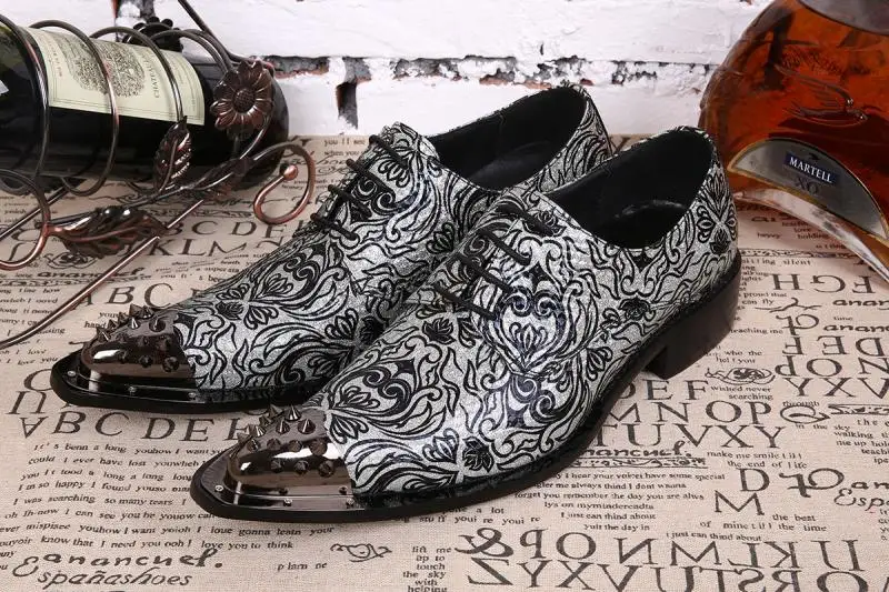 

Men Formal Business Lace Up Shoes British Style Metal Pointed Toe Wedding Party Breathable Dress Shoes