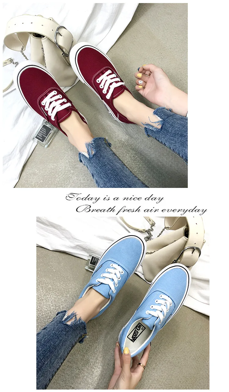 The new spring and summer strawberry canvas shoes joker students skate shoes with flat vulcanization shoes