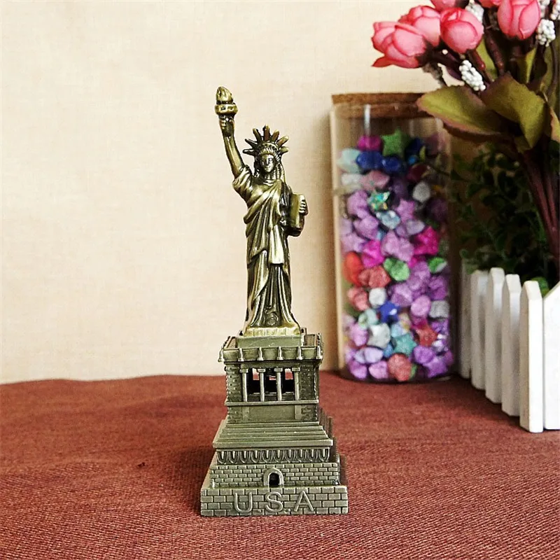 statue (1)