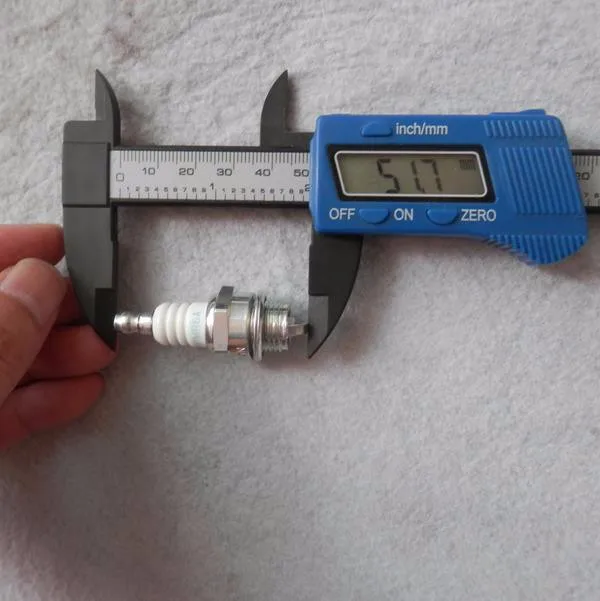 SPARK PLUG BPMR6A ATLAS COPCO COBRA TT 6
