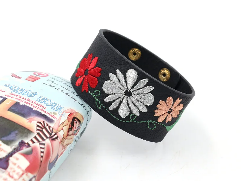 Резиновые Богемия Вышивка браслет кожаный с цветами женский модный широкий из искусственной кожи браслеты женские Femme JB0472