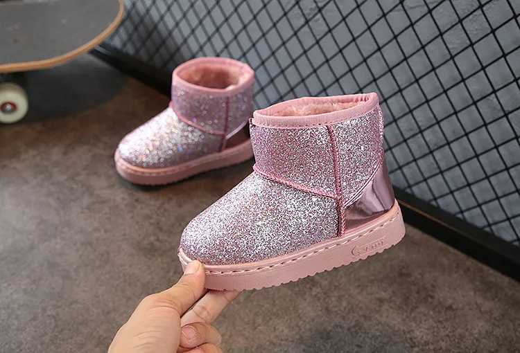 Зимние сапоги для девочек; зимняя теплая детская обувь на плоской подошве с круглым носком; мягкие ботинки для маленьких детей; цвет