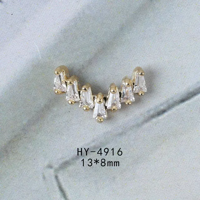 916