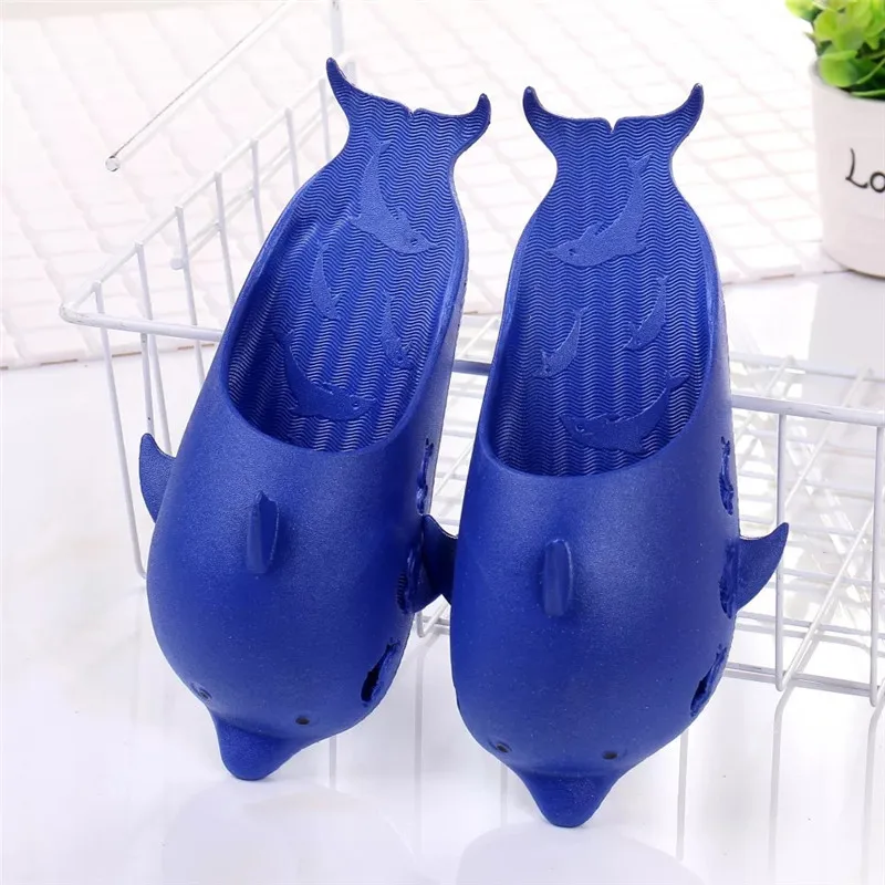 KipeRann2019 новые женские тапочки с животным дельфином летняя пляжная обувь для прогулок забавные домашние Тапочки для ванной комнаты уличные сандалии - Цвет: Темно-синий