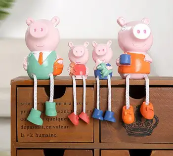 

Creative Home Soft Decoration Wedding Arrangement Resin Handicraft Cartoon Piglet A Happy Family Student Gift