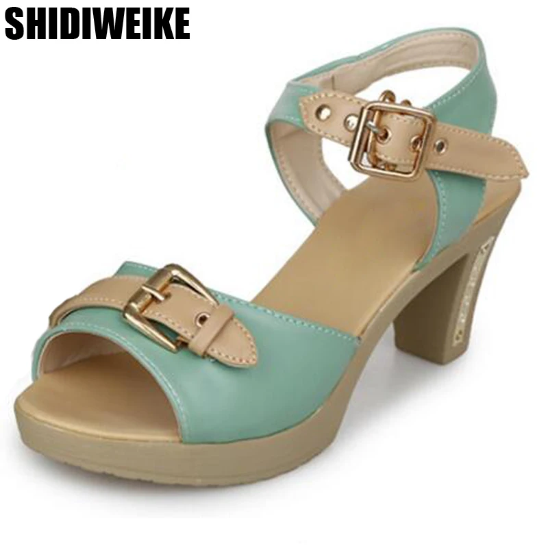 

2019 shoes summer women sandals large size 34--42 Comfortable high Square heels leather shoes woman shoes Buckle Strap sandals