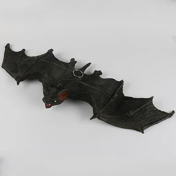 

Funny Halloween Tricky Bat Props Amusing Rubber Simulation Bat Wall Hanging Halloween on the tree porch Masquerade Party Decor