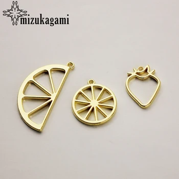 

40pcs/lot Zinc Alloy Charms Gold Hollow Strawberry Lemon Fruits Charms Bezel Setting Cabochon Setting UV Resin Metal Frame
