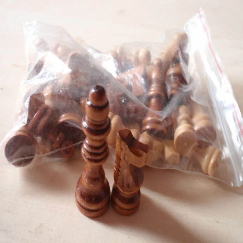 Набор из новых продуктов прямо с фабрики бутик деревянные шахматы имеют различные спецификации