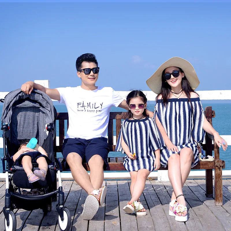 

Summer children 2018 new couples dress beach resort with a family of three on behalf of her daughter home dress