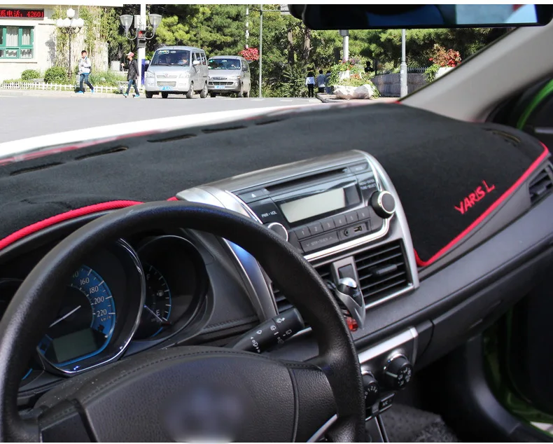 Приборная панель автомобиля Избегайте светильник pad Инструмент крышка платформы стол коврики Ковры Анти-УФ LHD для Toyota YARIS L Аксессуары