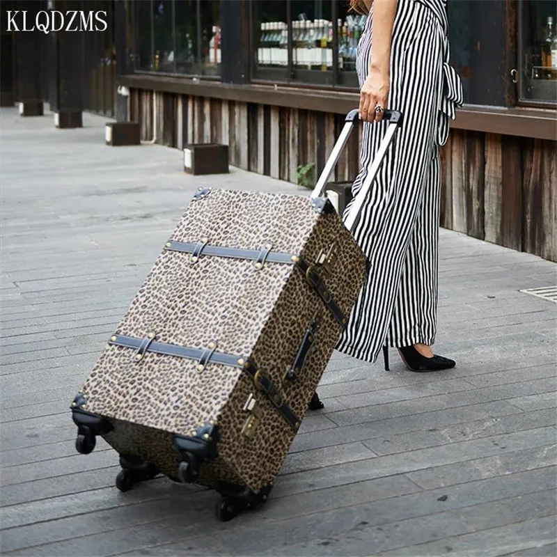 KLQDZMS 20/24/26inch Ретро прокатки Чемодан Для женщин полиуретан дерево LovelyLeopard patternTravel