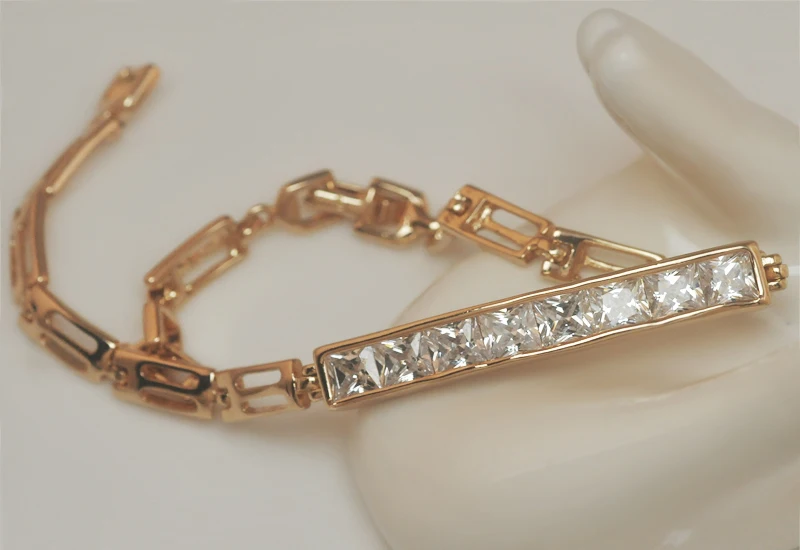 MxGxFam Золото Цвет яркие часы, украшенные драгоценными камнями браслет для женщин заводская цена без свинца и никеля