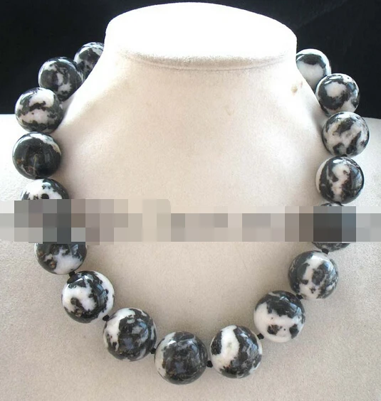 

huij 004903 zebra agate round black white necklace 17.8" nature