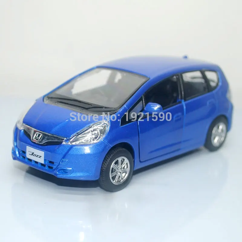 

3pcs/lot Wholesale Brand New UNI 1/36 Scale Car Model Toys HONDA FIT Diecast Metal Pull Back Car Model Toy