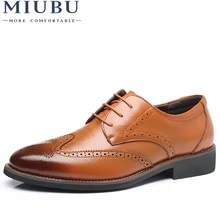 MIUBU Luxury Designer Formal Men Dress Shoes Genuine Leather Classic Brogue Shoes Flats Oxfords For Wedding Office Business цена MIUBU Luxury Designer Formal Men Dress Shoes Genuine Leather Classic Brogue Shoes Flats Oxfords For Wedding Office Business цены онлайн