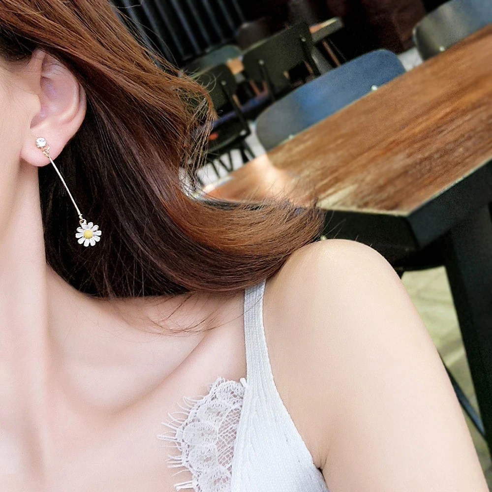 Temperament beautiful flowers stud earrings fashion metal stud earrings female sunflower flowers stud earrings for woman Jewelry Elegant Gift (9)