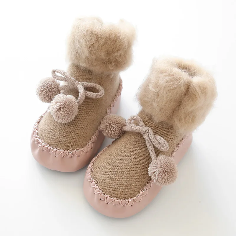 Новые осенне-зимние плюшевые детские носки для малышей 0-4 лет, теплые нескользящие носки-тапочки с мягкой подошвой, зимние носки для малышей - Цвет: Khaki