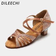 DILEECHI/атласная обувь для латинских танцев, украшенная стразами; Тканевая обувь на низком каблуке 45 мм; обувь для латинских танцев; сандалии