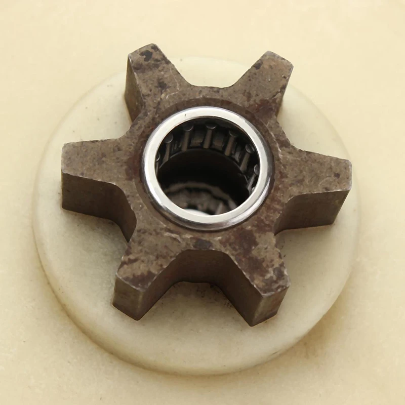 White Plastic Electric Chainsaw Drive Sprocket Inner Gear for 302855 6228-210104