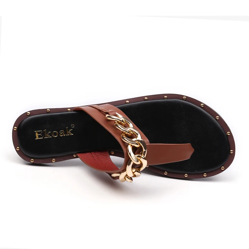 Ekoak/Новые модные кожаные сандалии; женские летние модельные туфли; женские пляжные шлепанцы с металлической цепочкой; женские сандалии на плоской подошве