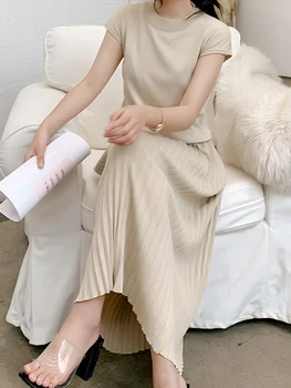 

New summer women's clothing knit skirt suit ice silk knit pullover top and pleated skirt 2 piece set Sets women's Sets sweatsuit