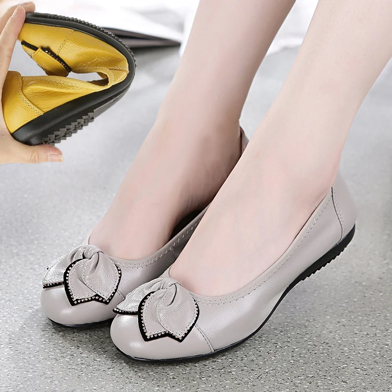 

OUKAHUI 2018 Spring/Summer Genuine Leather Shoes Women Ballet Flats Slip-On Shallow Ladies Crystal Single Casual Shoes Flower