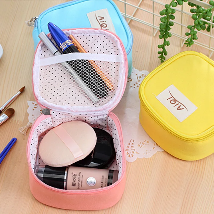 

New Womens cosmetic bag Toiletry Bags Beauty Mini Travel Makeup collector Female Waterproof Travel Toiletry Storage Bag