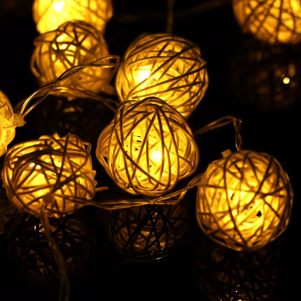 Rattan Ball Pendant String Led Lights 20 LED Warm White Flashlights For Home,Christmas,Party,Halloween 