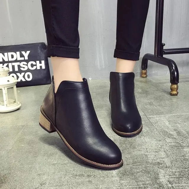 

2016 As Early As The End Of The Spring And Autumn Period And The Thick Leather Waterproof Woman Martin Boots Women Shoes